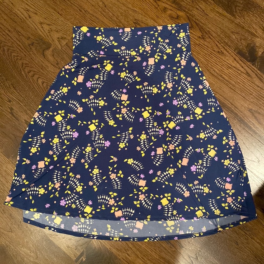 LuLaRoe XL Azure navy floral tulip print skirt